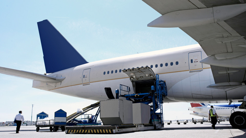 Airport Gates and Stands