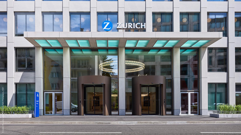 Eingang des Zurich Hauptsitzes