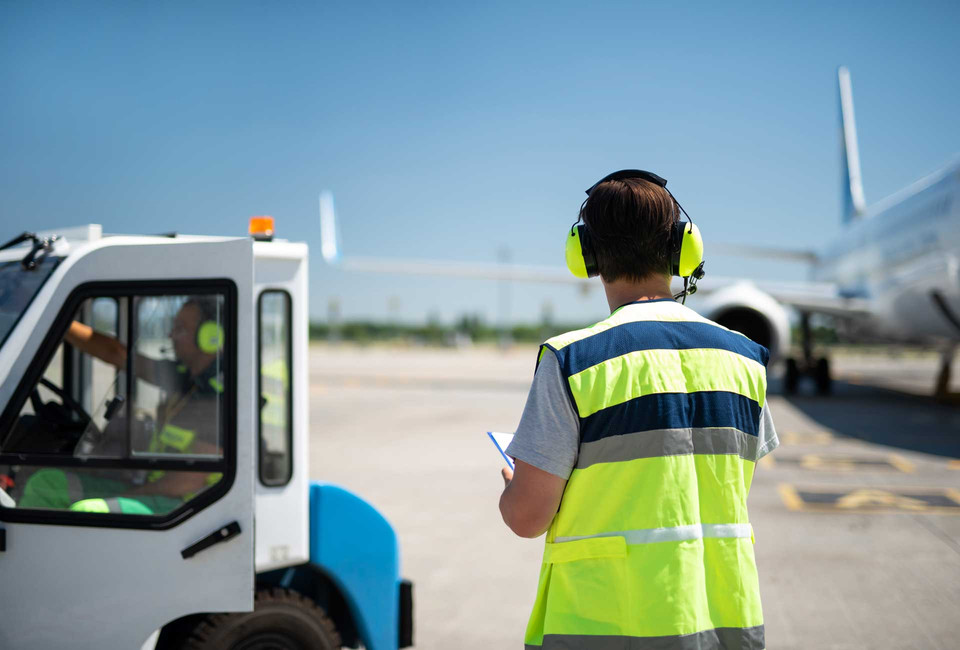 Ground staff scheduling